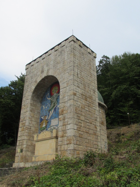 503 mauzoleu fam Octavian Goga