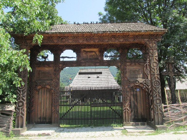 75 muzeul Dragomirești fbmwg