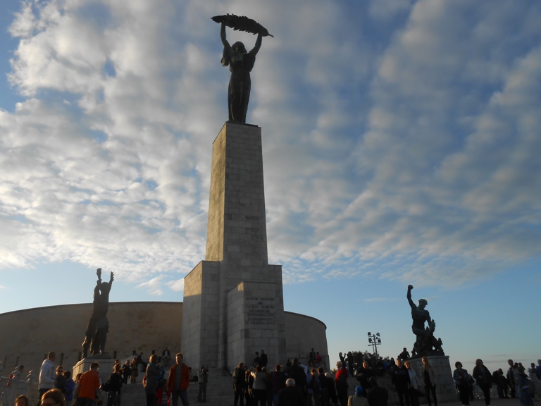 93 pe dealul Gellert