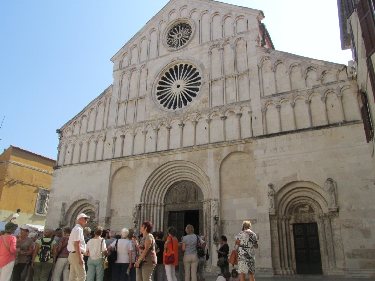 299 Catedrala Sf. Anastasia