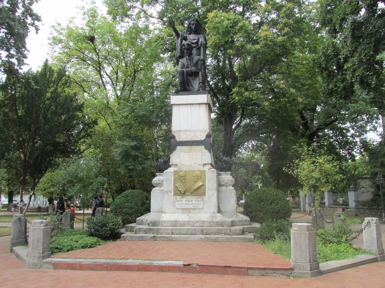 5 Beiuș-parcul cu gresie g