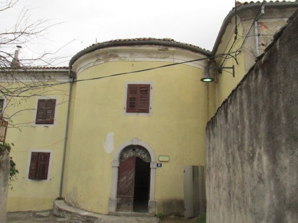 511 rennaisance tower