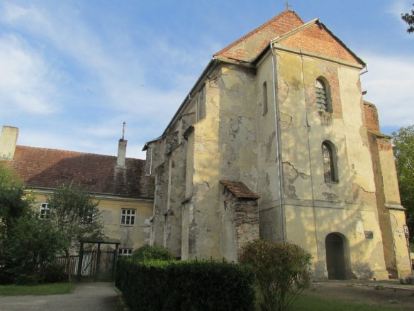 48 Mânăstirea franciscană