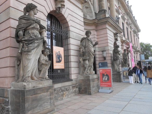 31 muzeul de istorie