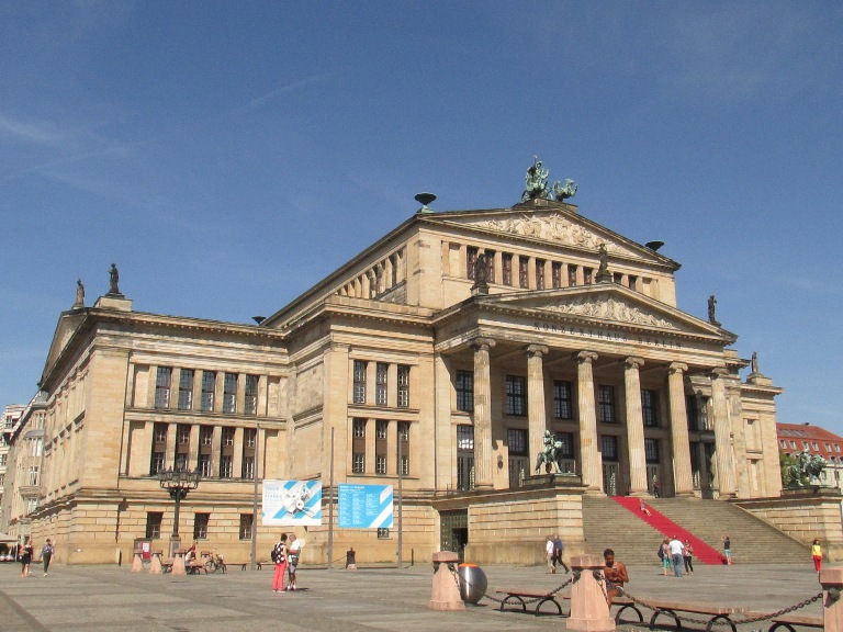 22 Schauspielhaus+Konzerthaus