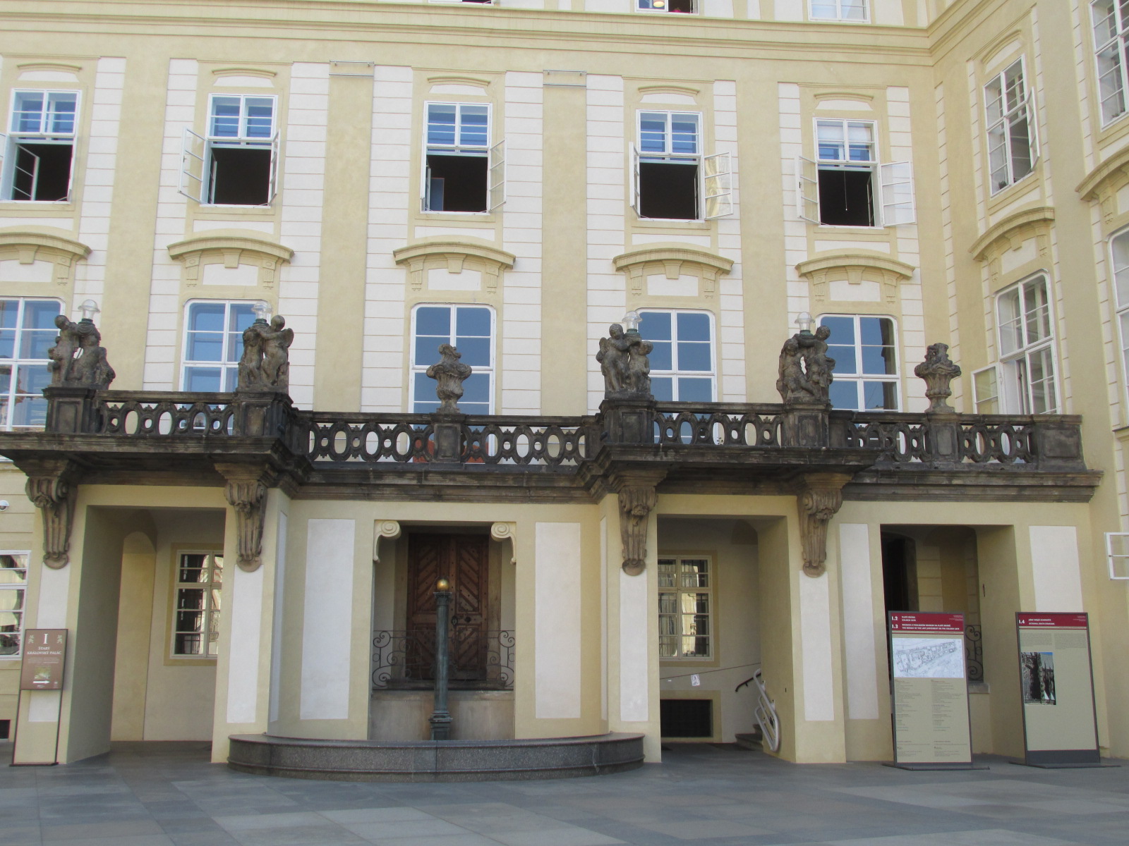 12 Old Royal Castle entrance