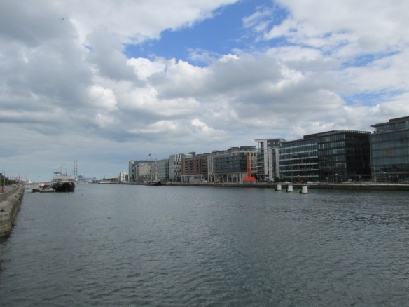 135 portul roșu e diving bell