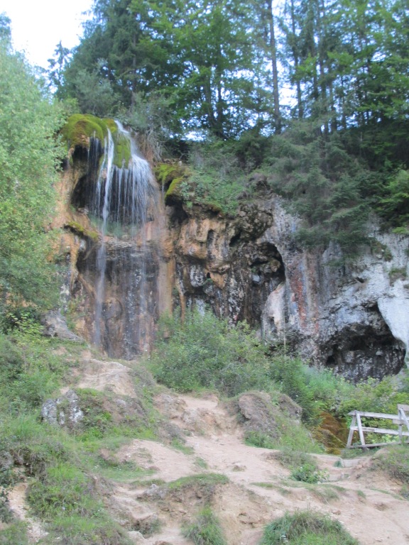 142 Cascada Pișoaia