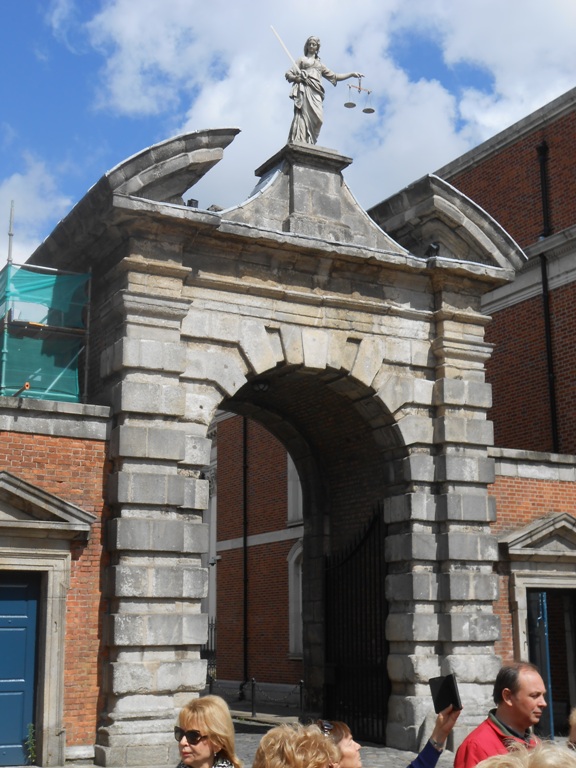 48 the gate of justice