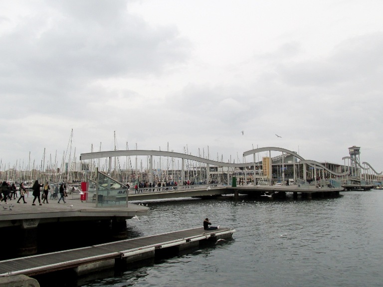 231 Rambla del Mar cu Maremagnum-centru comencial