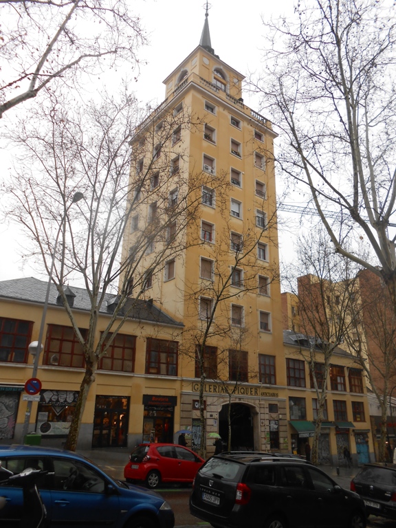 47 Galeriile Piquer anticariat