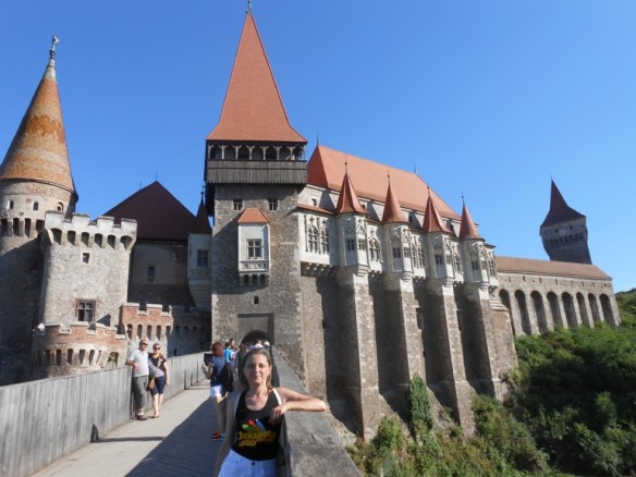 5 intrarea=turn nou de poartă